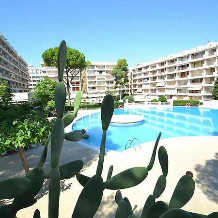 Apartamento Completo Junto A La Playa Salou Luaran gambar