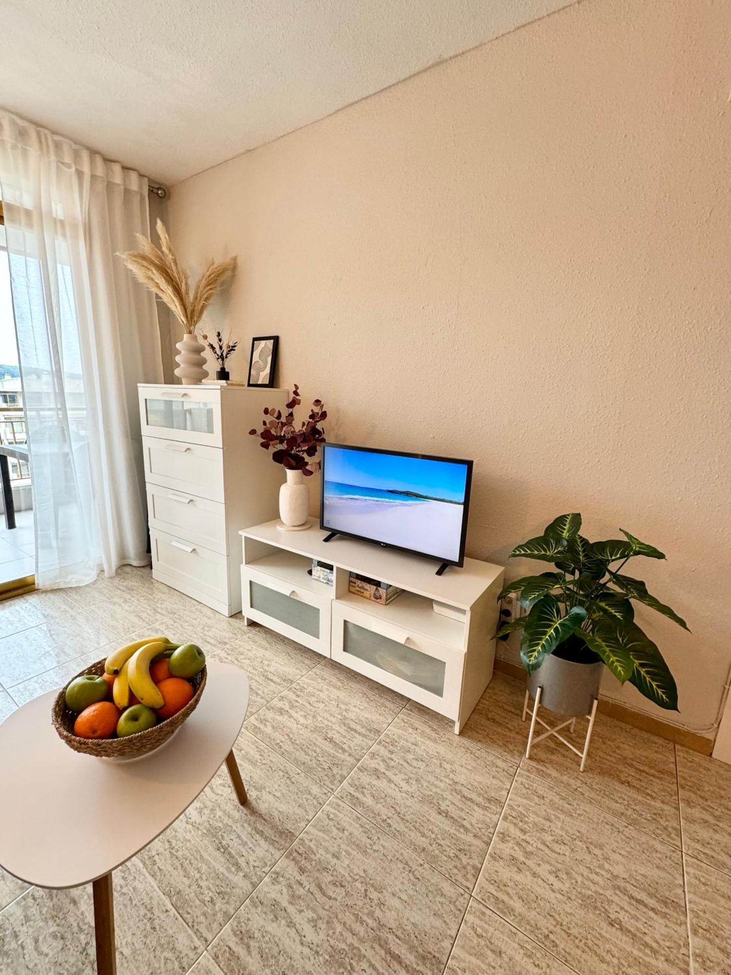 Apartamento Completo Junto A La Playa Salou Luaran gambar