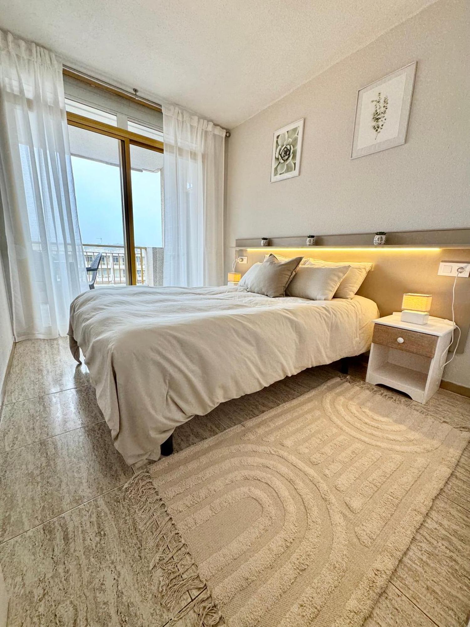 Apartamento Completo Junto A La Playa Salou Luaran gambar