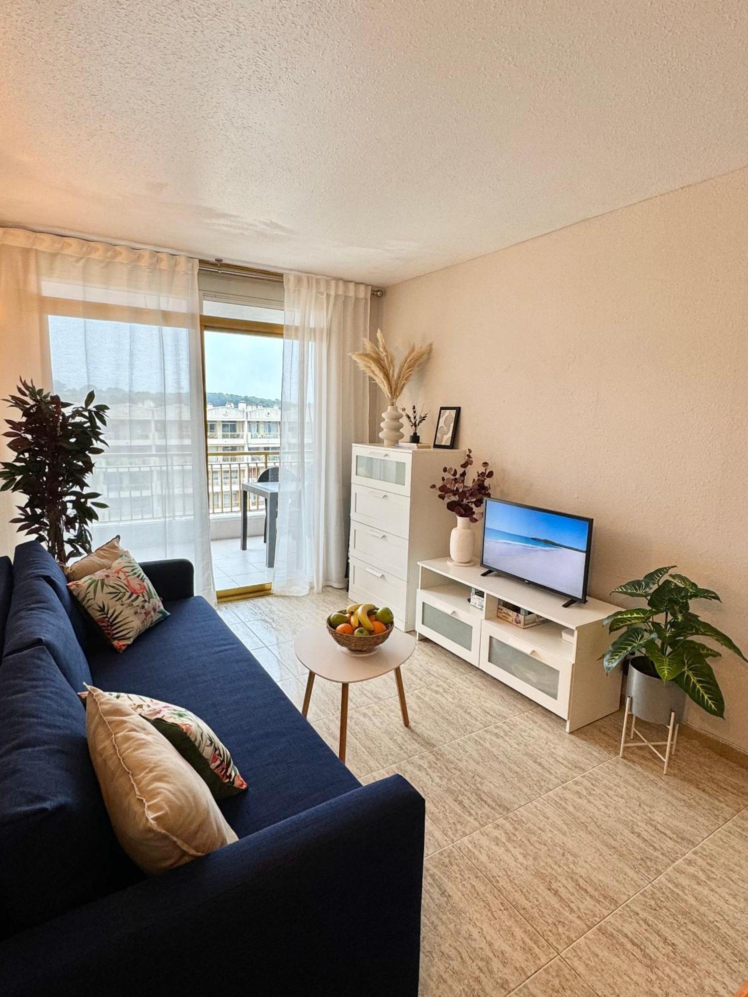 Apartamento Completo Junto A La Playa Salou Luaran gambar