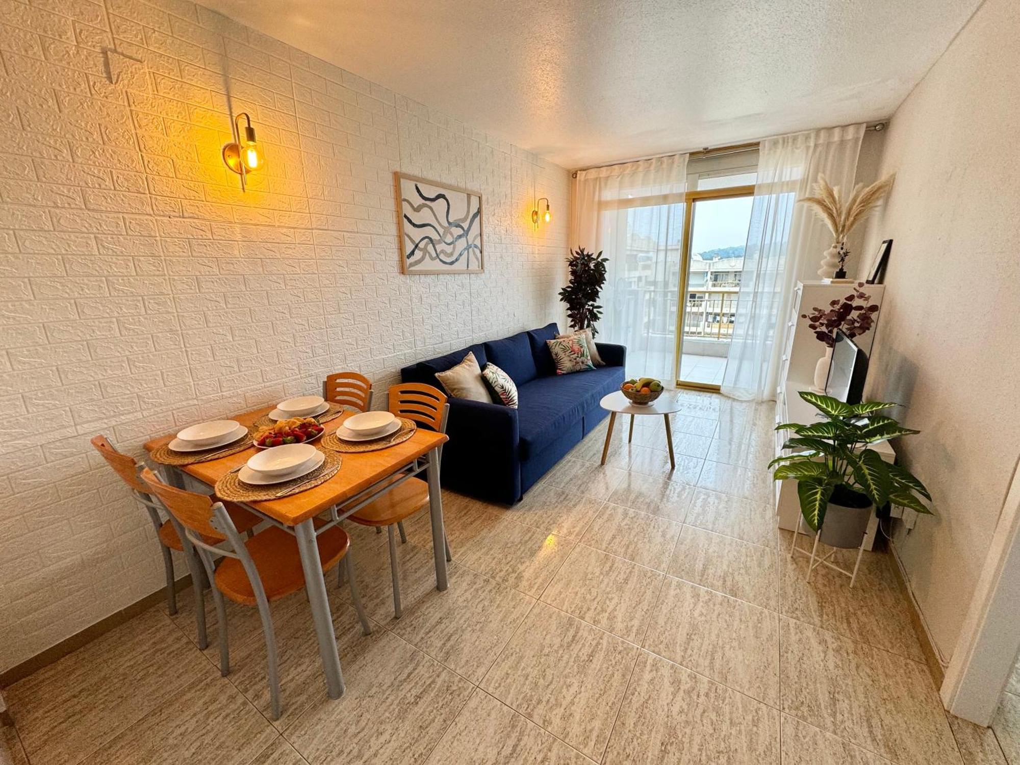 Apartamento Completo Junto A La Playa Salou Luaran gambar